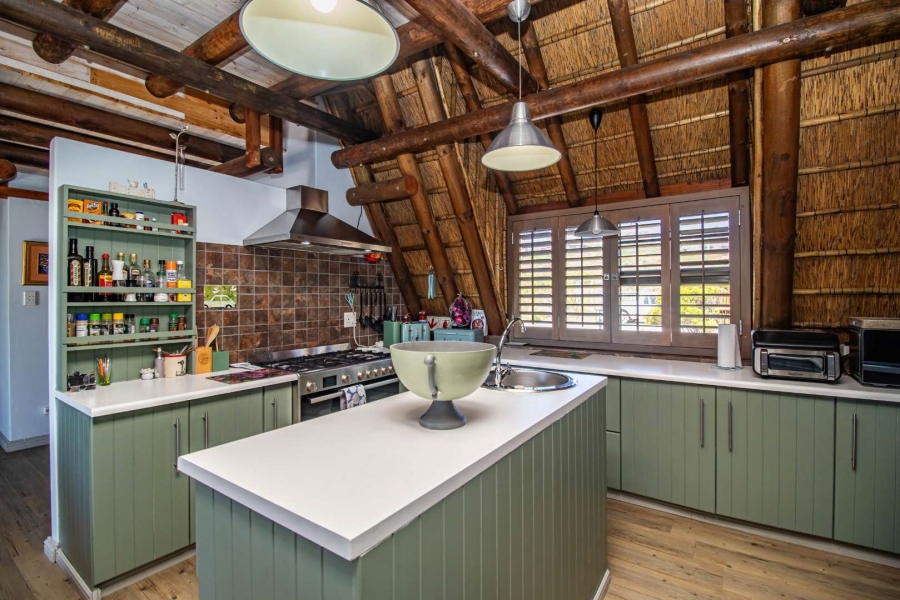 5 Bedroom Property for Sale in Stilbaai Wes Western Cape